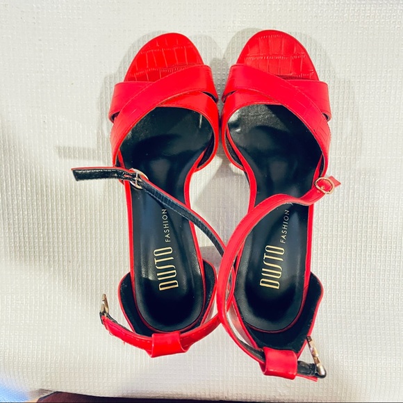 Platform Heeled Sandals with Ankle Strap - Picture 8 of 9